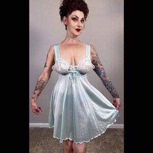 1960s Petra Powder Blue Babydoll Sheer Lace Slip Dress Bridal Chemise Lingerie M